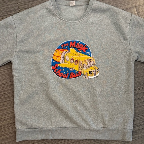 None Tops - Women’s Gray Magic School Bus Sweatshirt ~ Size XL 🚌 NEW Graphic Hoodie